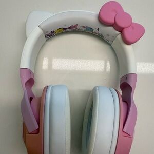 Razer Hello Kitty Pink wireless Headphones